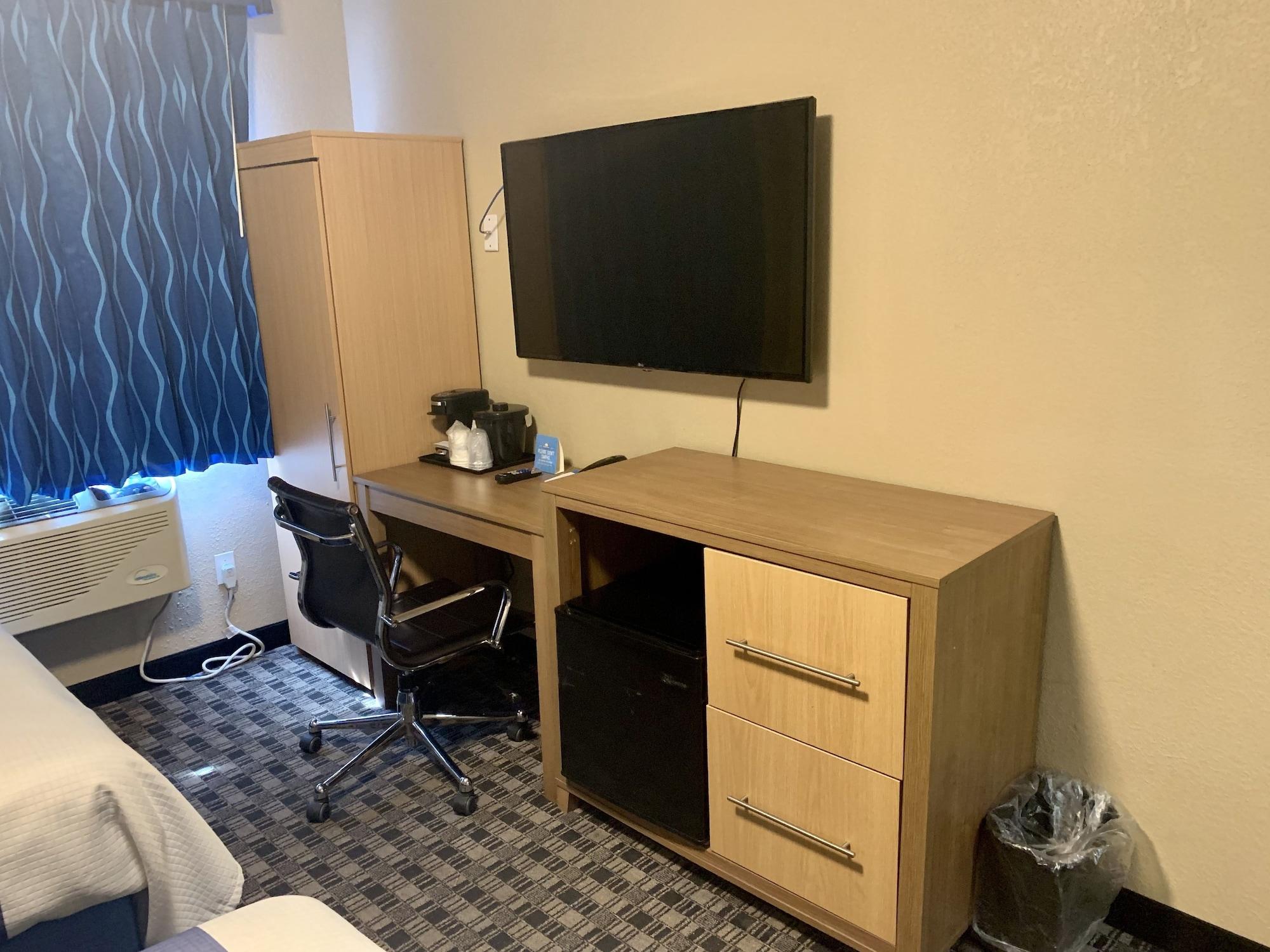 Days Inn By Wyndham Brooklyn Borough Park New York Ngoại thất bức ảnh