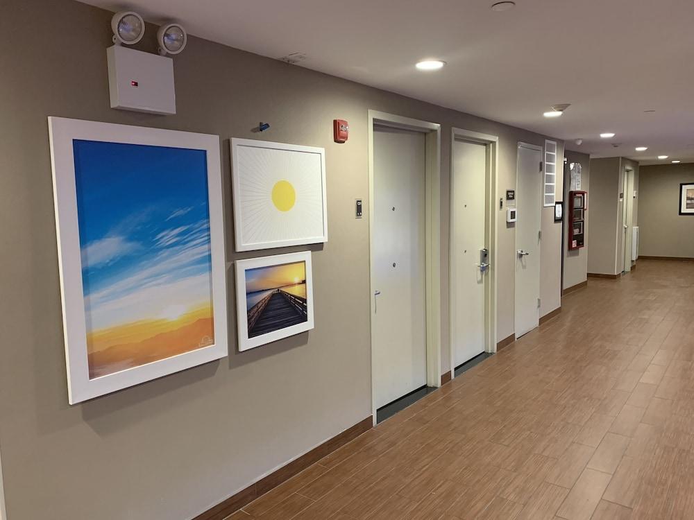 Days Inn By Wyndham Brooklyn Borough Park New York Ngoại thất bức ảnh