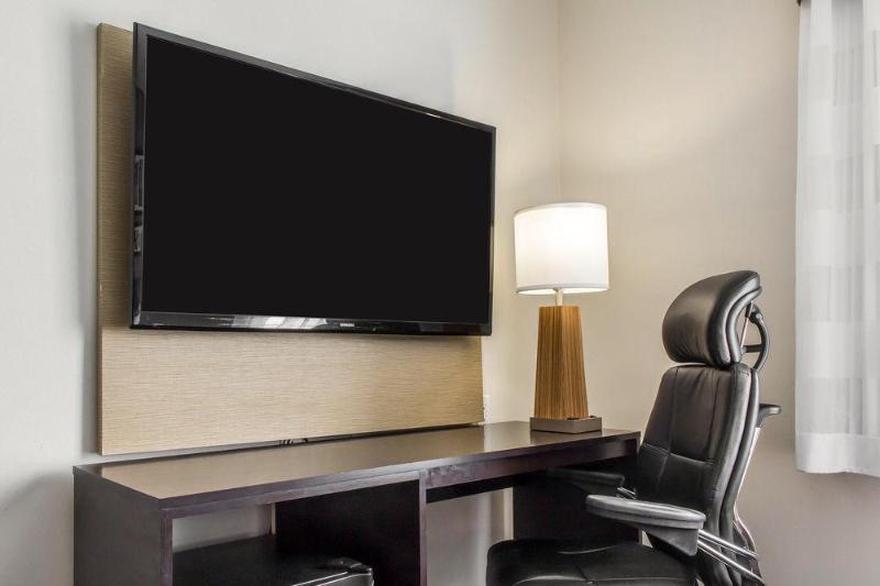 Days Inn By Wyndham Brooklyn Borough Park New York Ngoại thất bức ảnh