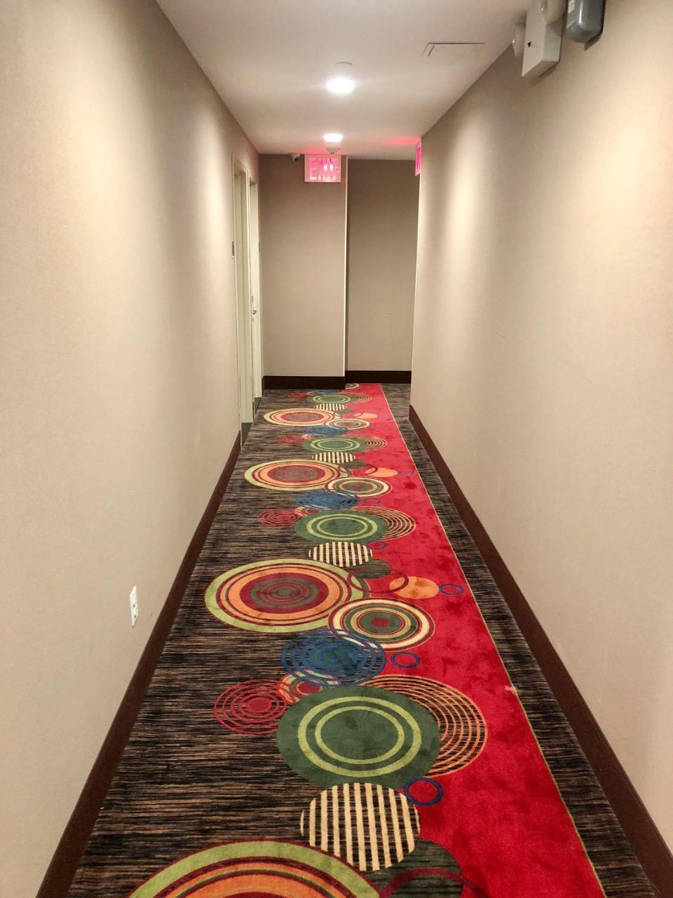 Days Inn By Wyndham Brooklyn Borough Park New York Ngoại thất bức ảnh